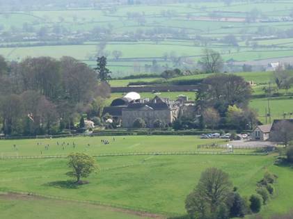 歐洲旅游:七月深入遠離酷暑的小城
